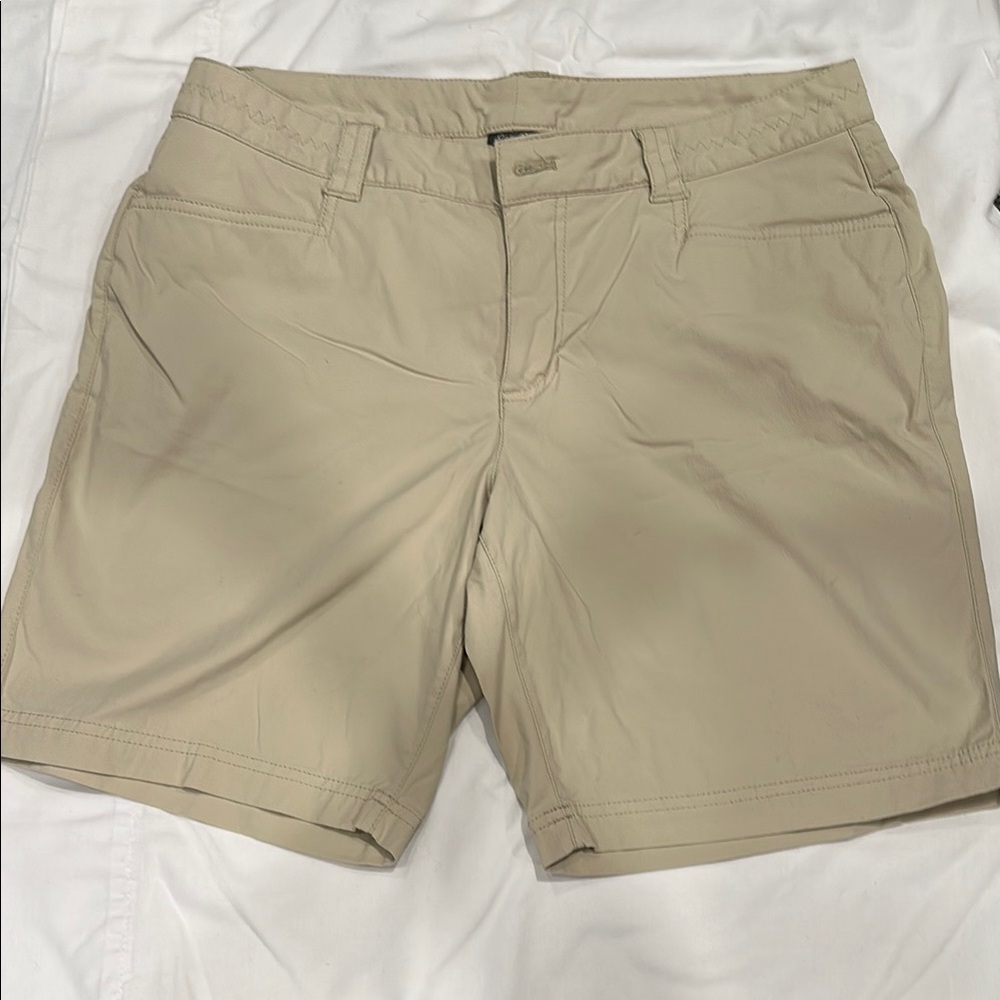 Eddie Bauer Tan Bermudas Lightweight Summer Shorts